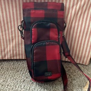 LUG Huggie Crossbody Bottle Carrying Bag NWOT Red Buffalo Plaid